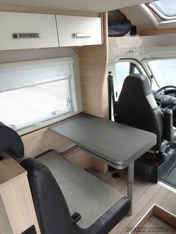 Poluintegrisani kamper Fiat Ducato Weinsberg Carasuite 2020 | Completamente accessoriato |5 postiletto