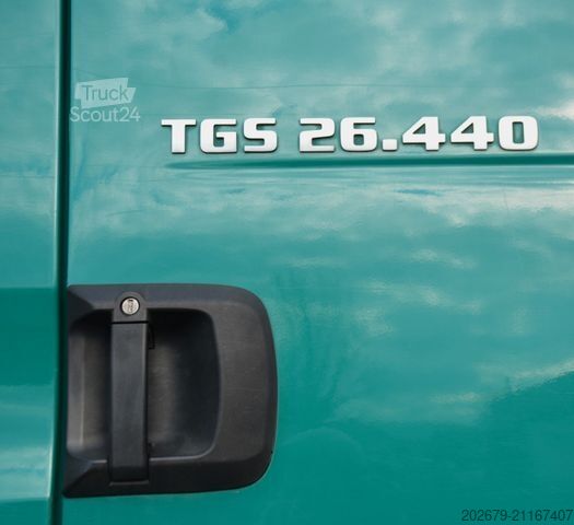 Camión de plataforma MAN TGS 26.440 EUR4 BAUSTOFF ATLAS 190.2 12,3m-1,3tn