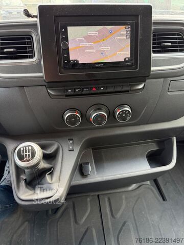 Transporter mit Pritsche & Plane RENAULT Master 3Sitze  Kamera AHK Navi 16.000 KM