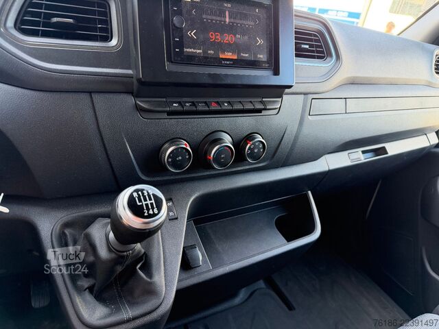 Βαν με κουρτίνα πλευράς RENAULT Master 3Sitze  Kamera AHK Navi 16.000 KM