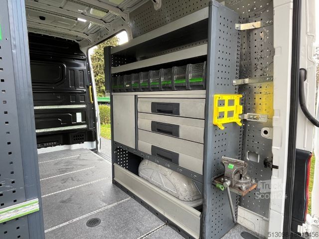 Fourgon surélevé VOLKSWAGEN CRAFTER BOTTREGALS. AUTOMATIK NAVI ACC STANDHZG.