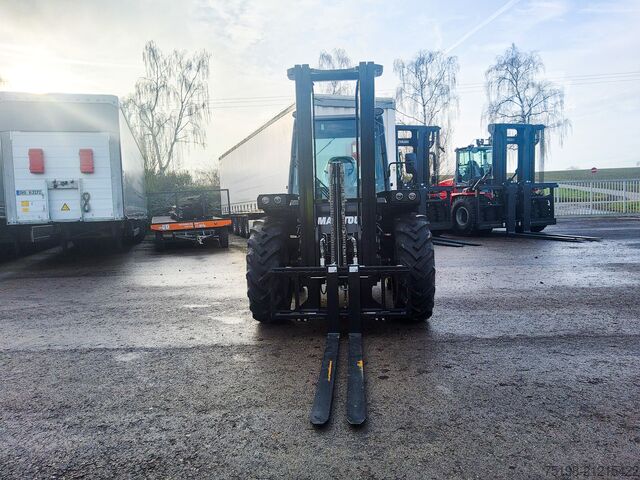 All-terrain forklift Manitou M 30-4
