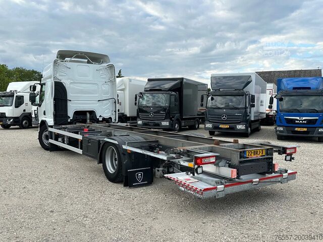 Bâche coulissante Renault D280