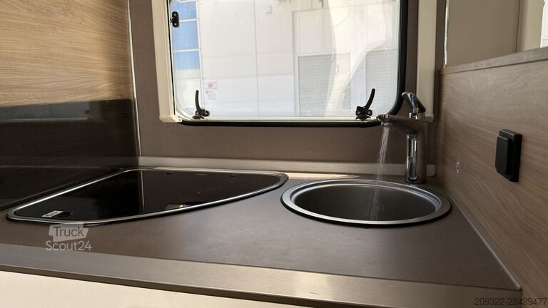 Poluintegrisani kamper 2020 Fiat Ducato Weinsberg Carasuite | Accessoriato | 5 Posti Letto