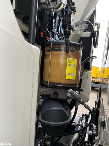 مركبة جمع النفايات DAF FAG XD 300 Geesink 17m³