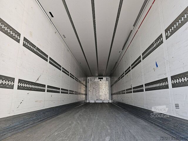 Hűtött/fagyasztott szállítás SCHMITZ N/A THERMO KING 300 SLXI