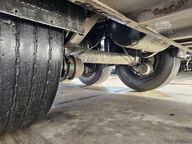 Hűtött/fagyasztott szállítás SCHMITZ N/A THERMO KING SPECTRUM