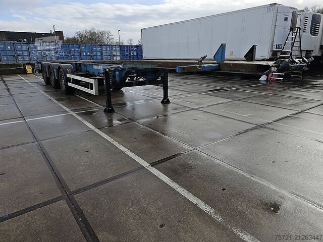 Контейнерные перевозки RENDERS CHASSIS