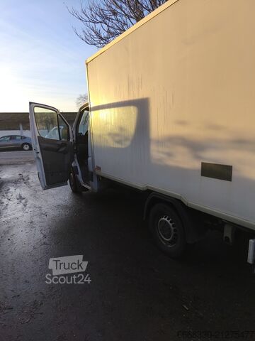Furgoneta con caja frigorífica Thermo King con refrigeración en marcha y en parado Mercedes Benz Sprinter