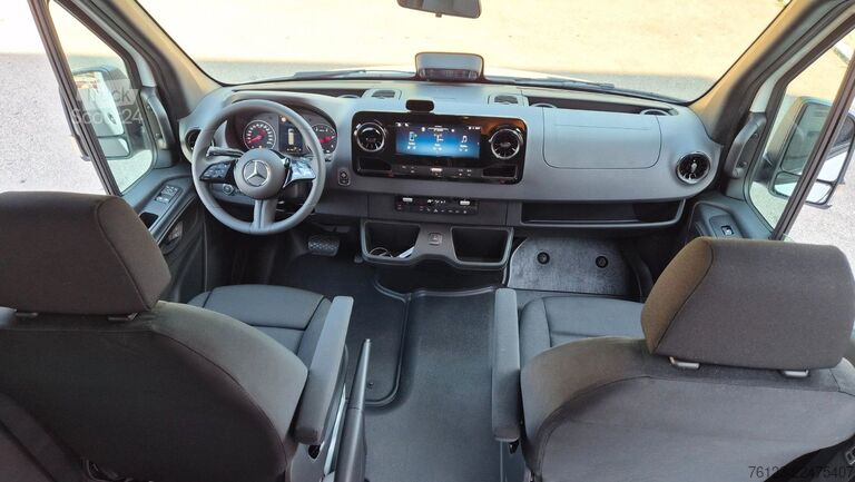 Minibus MERCEDES-BENZ 517 Sprinter Lord Light 22 Sitzer Lagerfahrzeug