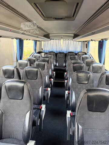 Távolsági autóbusz VDL Futura FHD2-129.440