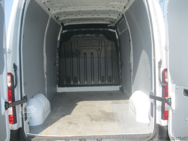 Yüksek tavanlı panelvan Opel Movano B