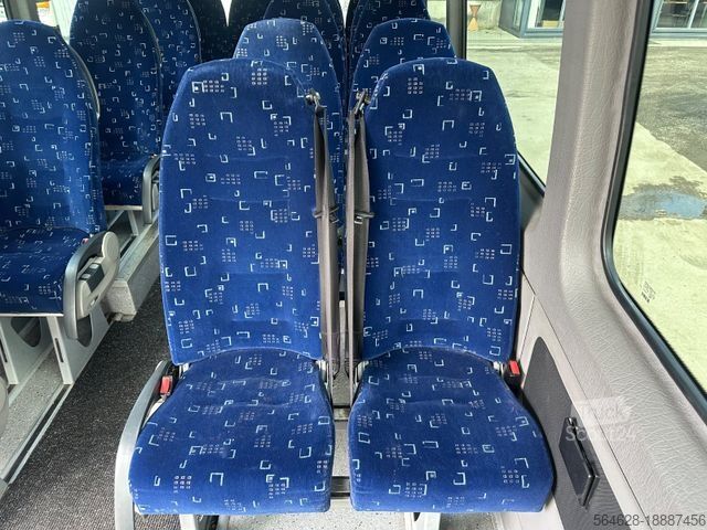 Minibusz MERCEDES-BENZ 516 CDI Sprinter
