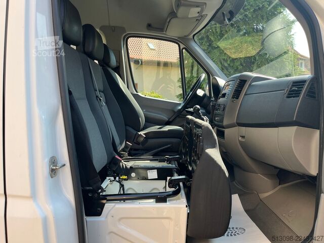Minibus VW CRAFTER 9 SITZER KLIMA HECKANTRIEB HECKLIFT