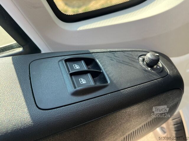 Furgons ar kasti Citroën JUMPER XXXL KOFFER MIT LBW KAMERA KAMERA