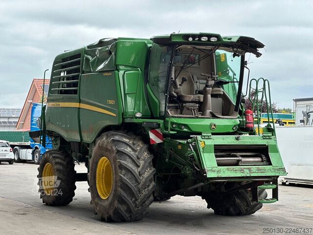 Kombains John Deere WT56/T560HM Mähdrescher *verunfallt*