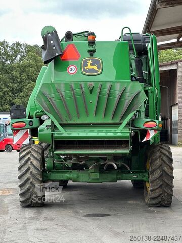 Kombains John Deere WT56/T560HM Mähdrescher *verunfallt*