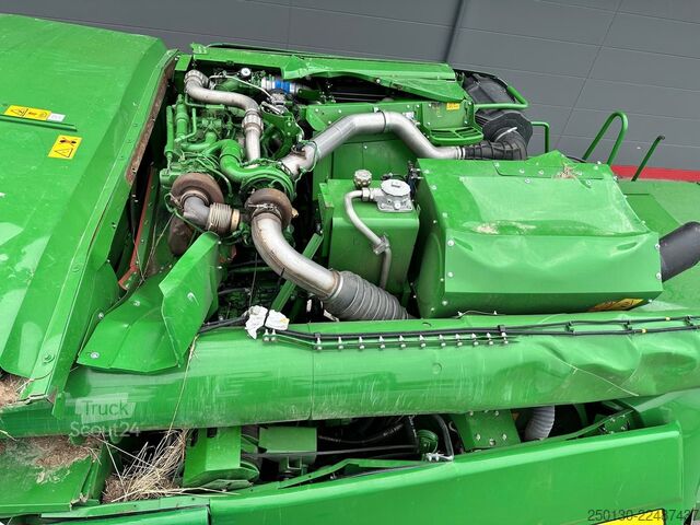 Kombains John Deere WT56/T560HM Mähdrescher *verunfallt*