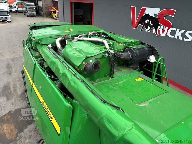Kombains John Deere WT56/T560HM Mähdrescher *verunfallt*