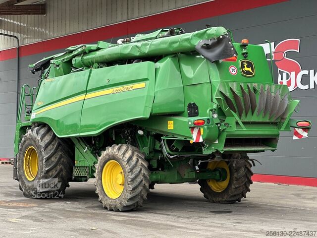 Kombains John Deere WT56/T560HM Mähdrescher *verunfallt*