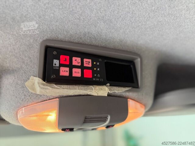 Fire truck VW Crafter L2H1*POLIZEI EINSATZFZG*STANDKÜHLUNG*TOP