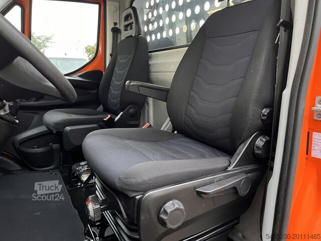 Навантажувальна платформа Iveco Daily 35S12V 2.3 Laadklep 500kg Afneembare Trek...