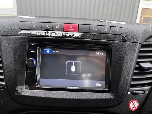 Навантажувальна платформа Iveco Daily 35S12V 2.3 Laadklep 500kg Afneembare Trek...