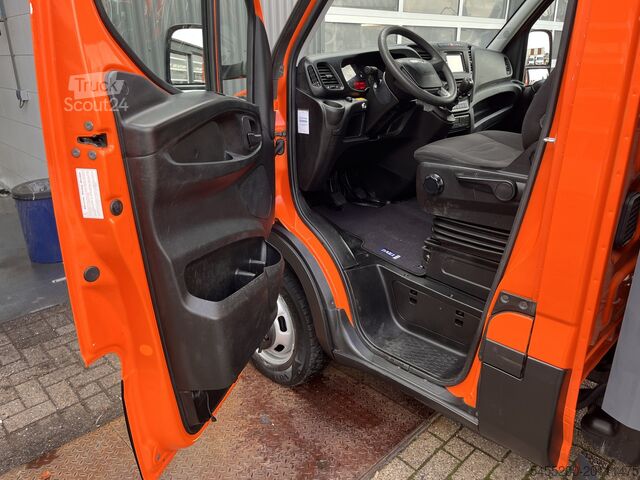 Loading platform Iveco Daily 35C15 2.3 375 Trekhaak 3500kg Laadklep 50...