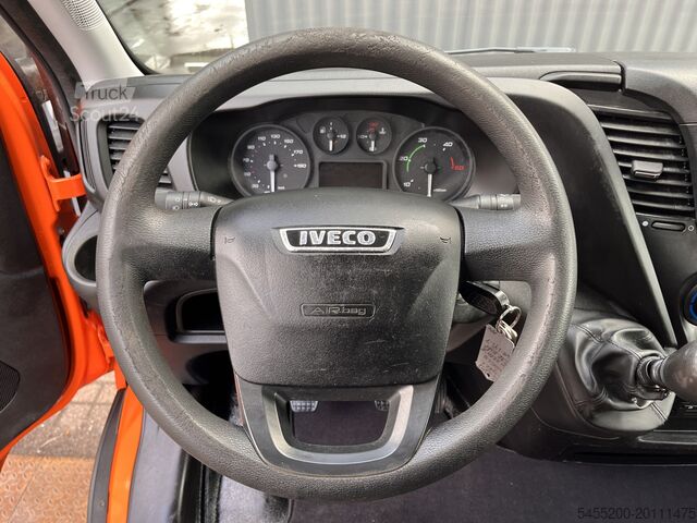 Loading platform Iveco Daily 35C15 2.3 375 Trekhaak 3500kg Laadklep 50...
