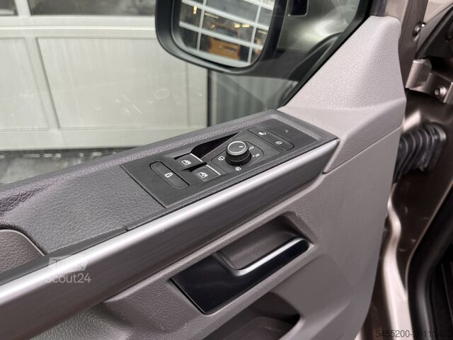 Hochdachkombi Volkswagen Transporter T6.1 2.0 TDI L2H1 200 pk DC 4 Motio...