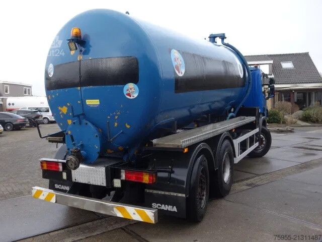 Véhicule aspirant Scania P114-340 16000 LITER VACUUM TOILET TRUCK,MANUAL...