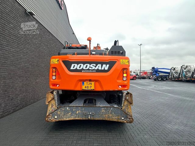 Excavadora de ruedas Doosan DX190W-5