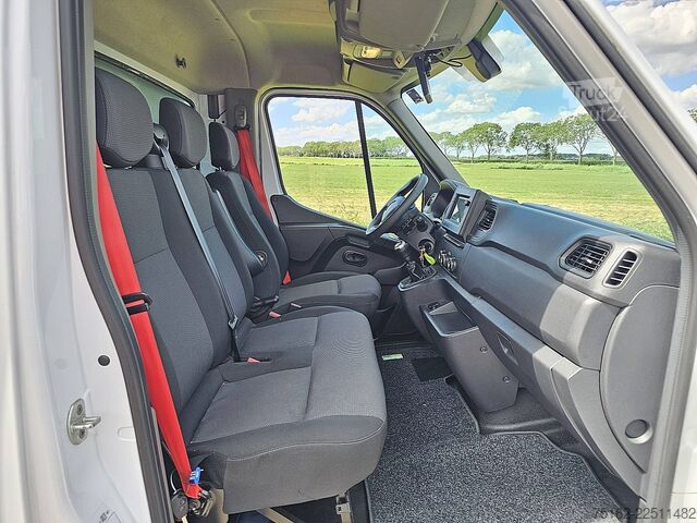 čemodāns RENAULT MASTER 2.3 Bakwagen Laadklep!