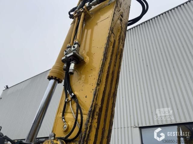 Ķēžu ekskavators Komatsu PC360NLC-11