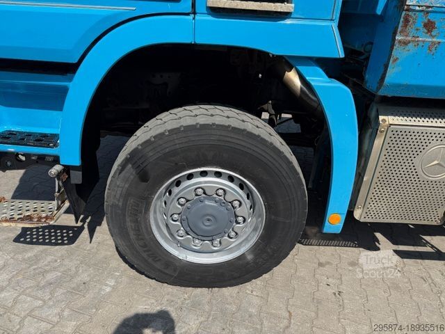 Kippers vrachtauto MERCEDES-BENZ 1841 Actros 4x4 Abestzkipper Meiller Klima AHK