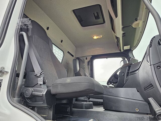 Platte bak MERCEDES-BENZ AROCS 3240 HIAB 211EP5