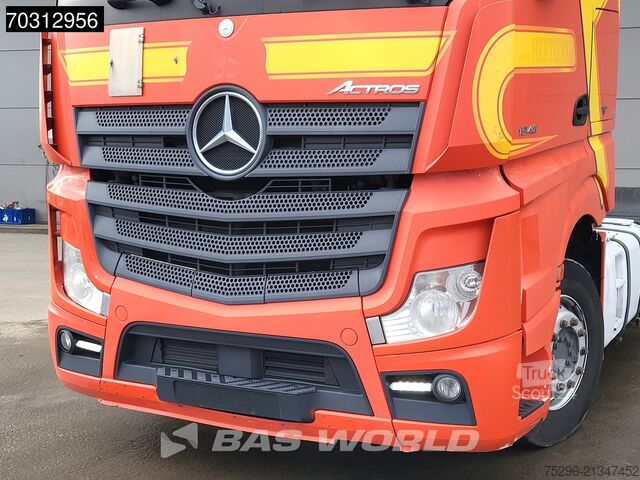 Standaard trekker Mercedes Actros 1943 4X2 Bigspace Hydraulic ACC Euro 6