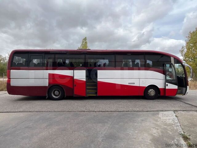 Carro de turismo Volvo B12B