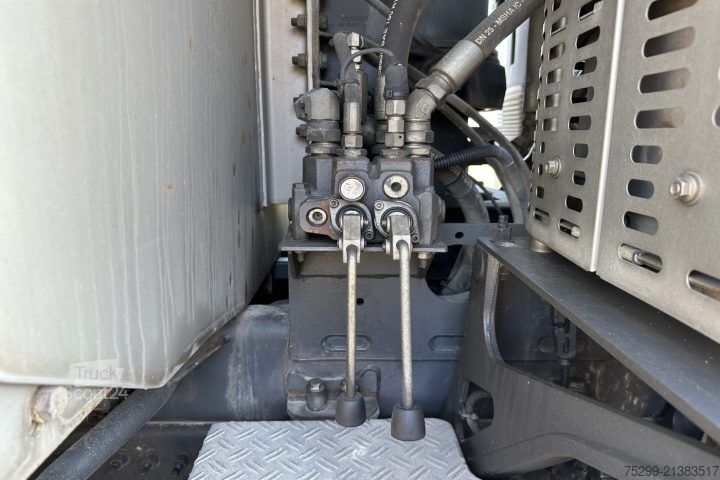 Wywrotka Renault C520 10x4 Langendorf Turbo defekt  / Swiss-Vehicle