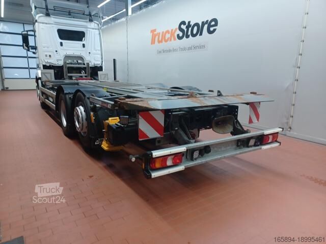 Camión con caja móvil Mercedes-Benz Antos 2543 WIESEL BDF Hubrahmen