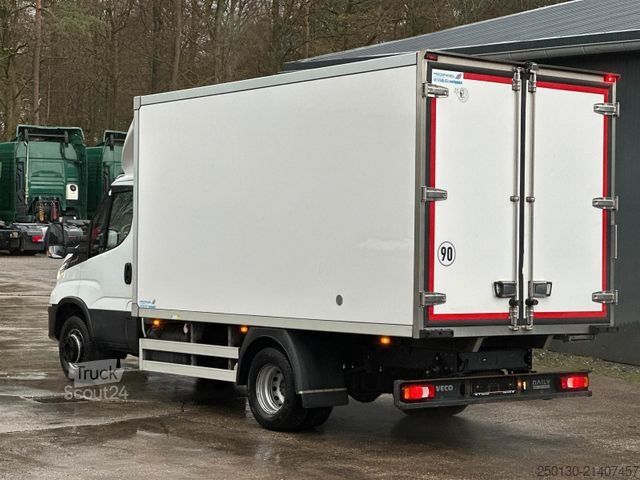 Koelwagen met geïsoleerde laadbak IVECO Daily 70-C18 Carrier Xarios500 Kühltransporter