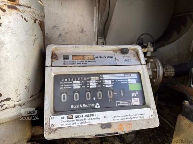 Tartálykocsi UNIMOG U 1700 L Tankwagen 435