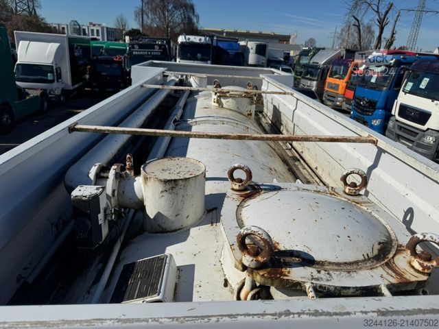 Vákuová cisterna VOLVO FE-320/Euro5/Saug-Druck-Tank-Cleaner/Kutschke/