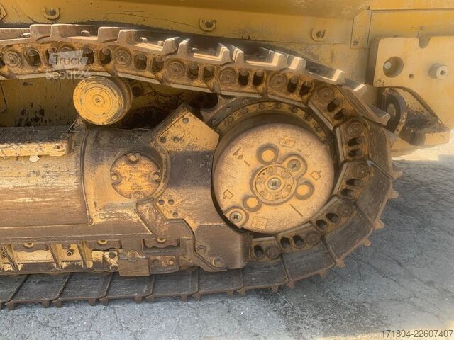 لودر مجنزر Caterpillar 963K