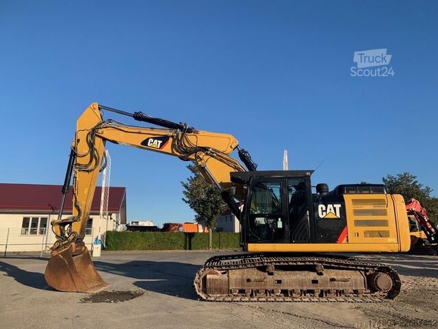 حفارة مجنزرة Caterpillar 330F VAH
