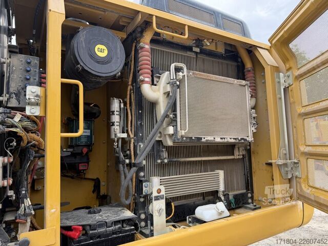 гусеничный экскаватор Caterpillar 323 FL