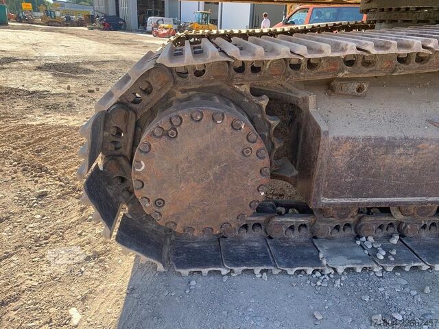 حفارة مجنزرة Komatsu PC290NLC-10