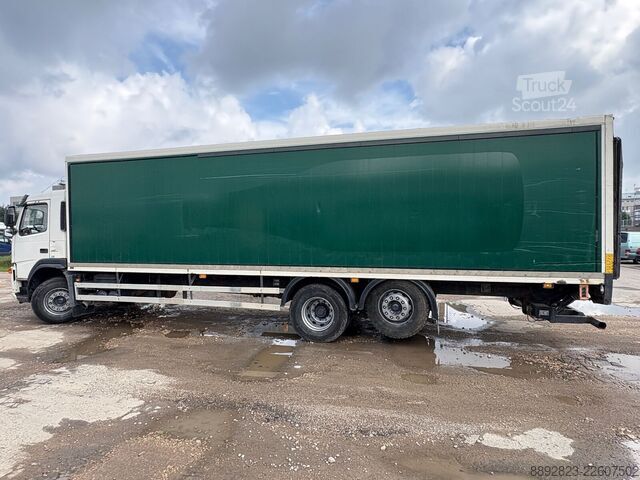 Benne fermée Volvo FM9
