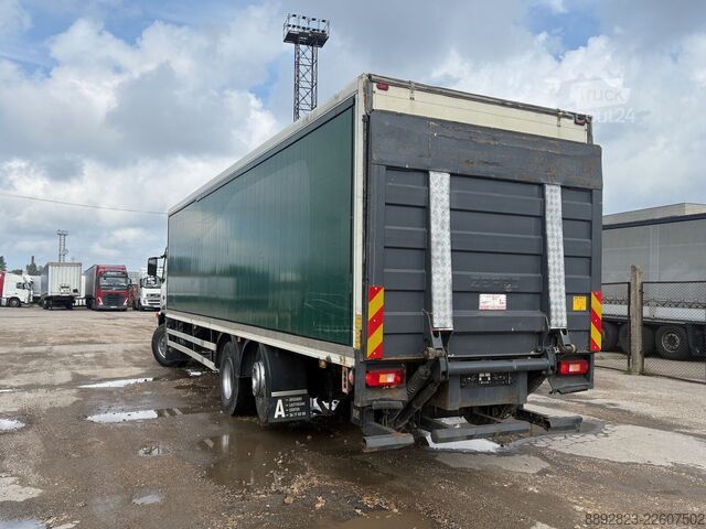 Benne fermée Volvo FM9