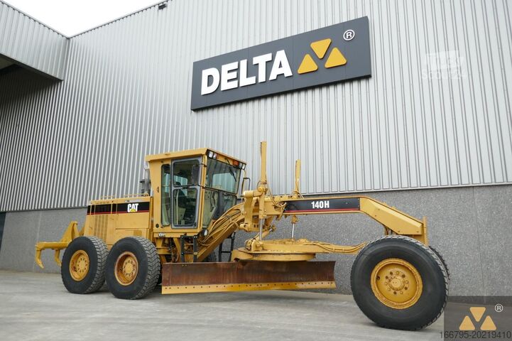 Grader Caterpillar 140H